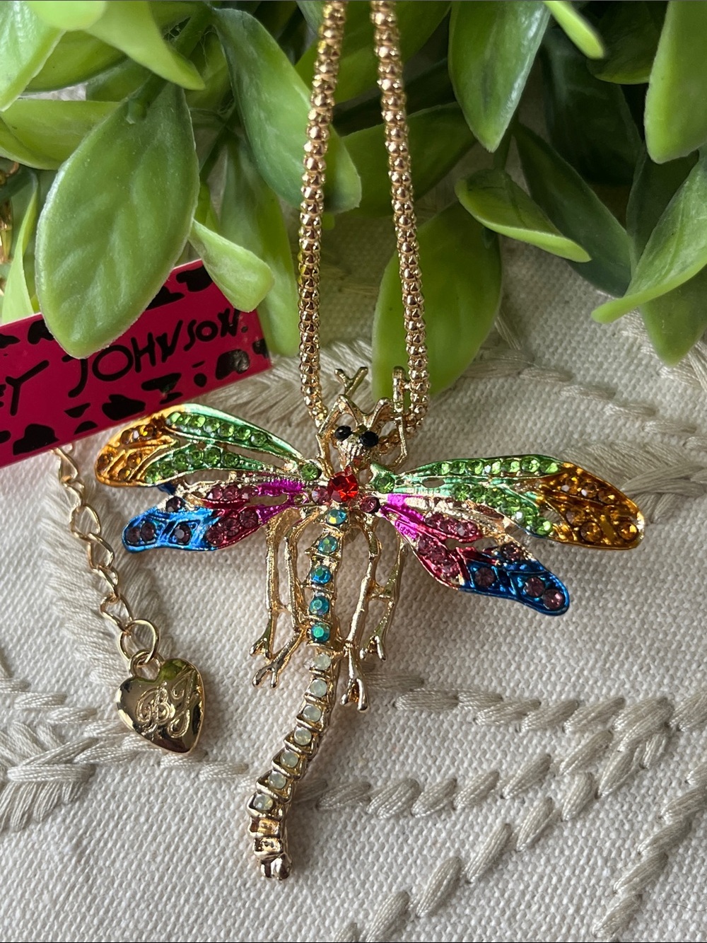 Betsey Johnson 🌈Rainbow Crystal Dragonfly Pendant Necklace ~ 🆕~